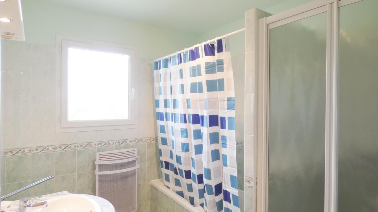 Photo of Bathroom in Saint-Jean-de-Marsacq