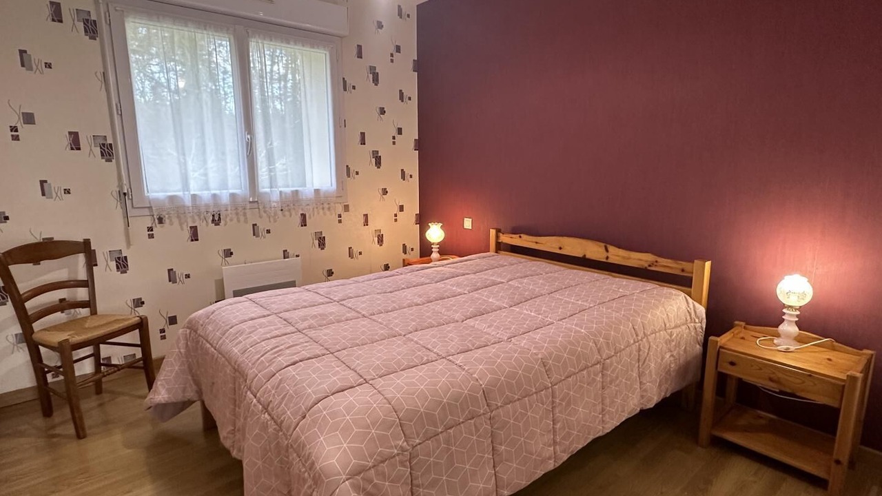 Photo of Bedroom in Angoume