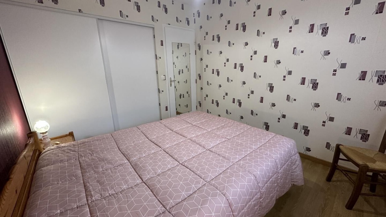 Photo of Bedroom in Angoume