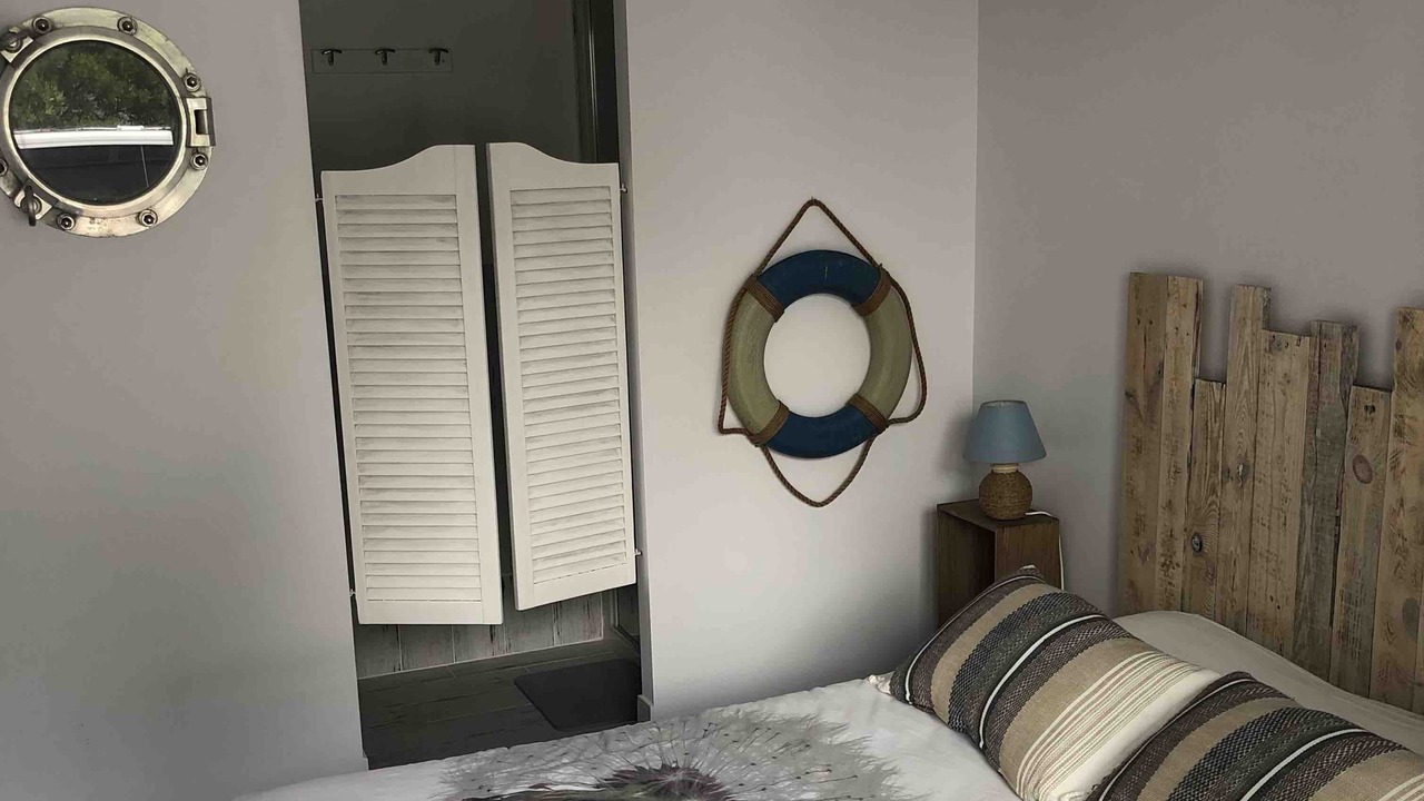 Photo of Bedroom in Gujan-Mestras