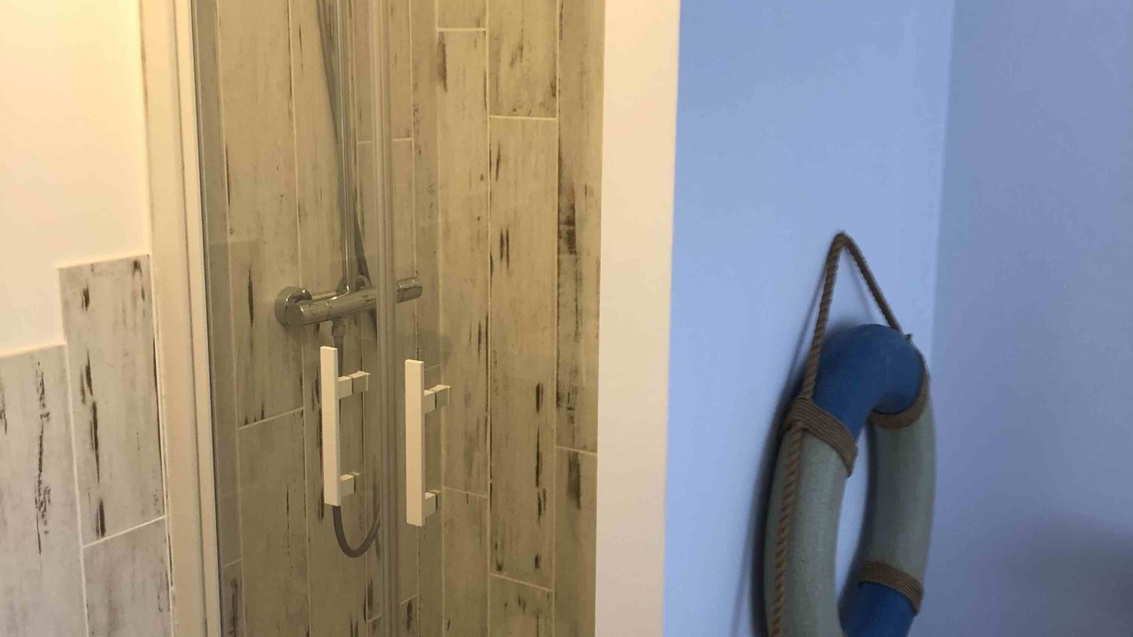Photo of Bathroom in Gujan-Mestras