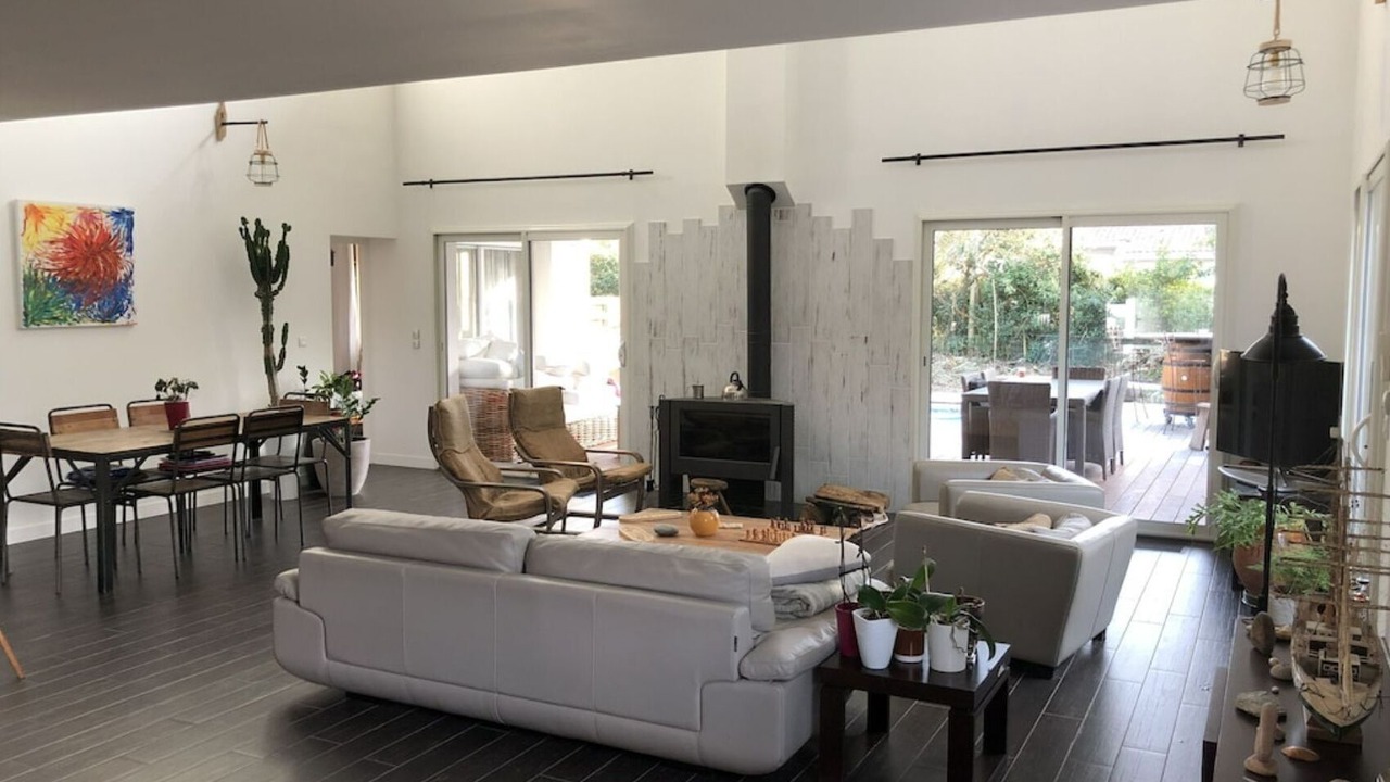 Photo of Livingroom in Gujan-Mestras
