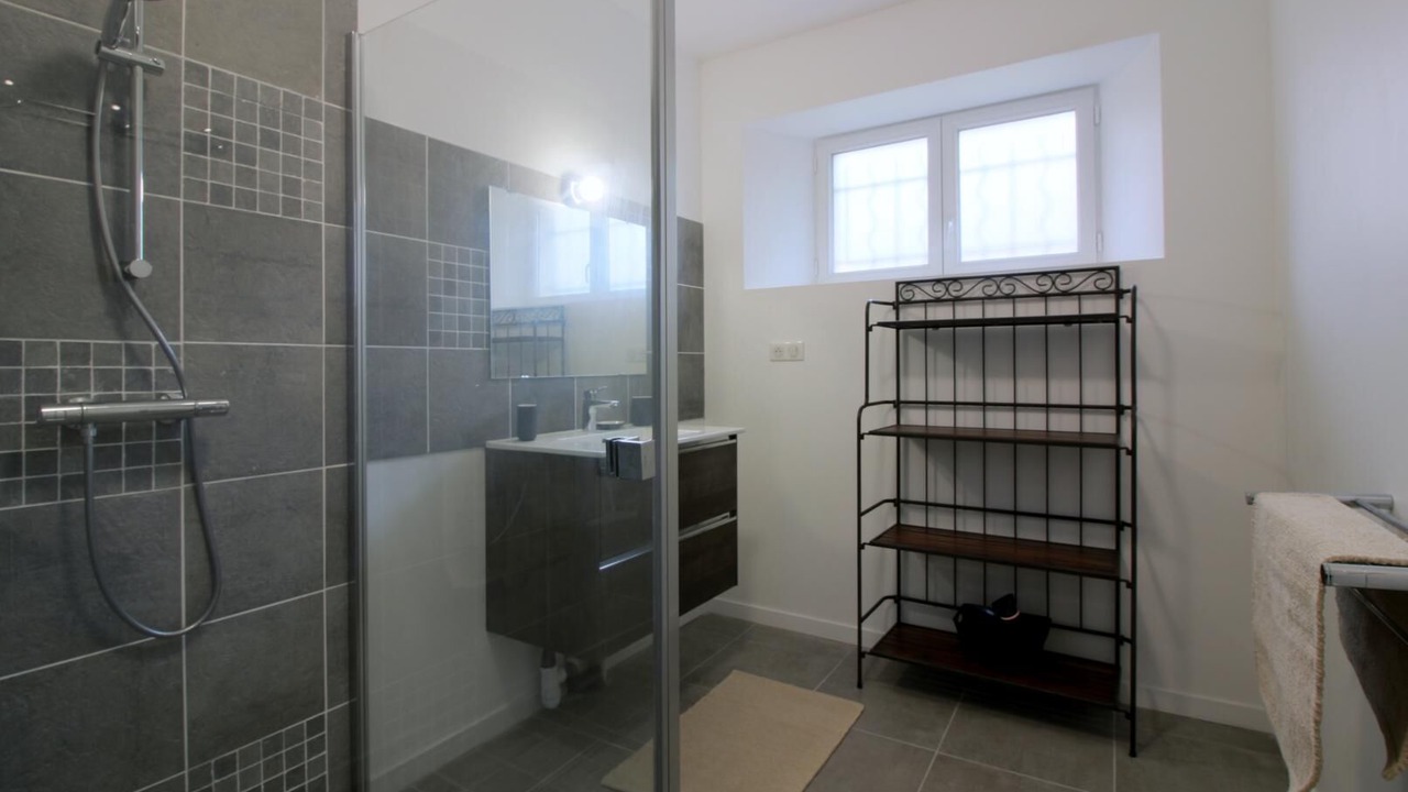Photo of Bathroom in Arcins