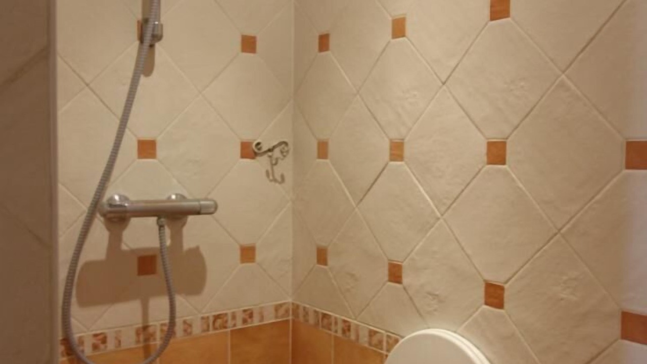 Photo of Bathroom in Sainte-Foy-la-Longue