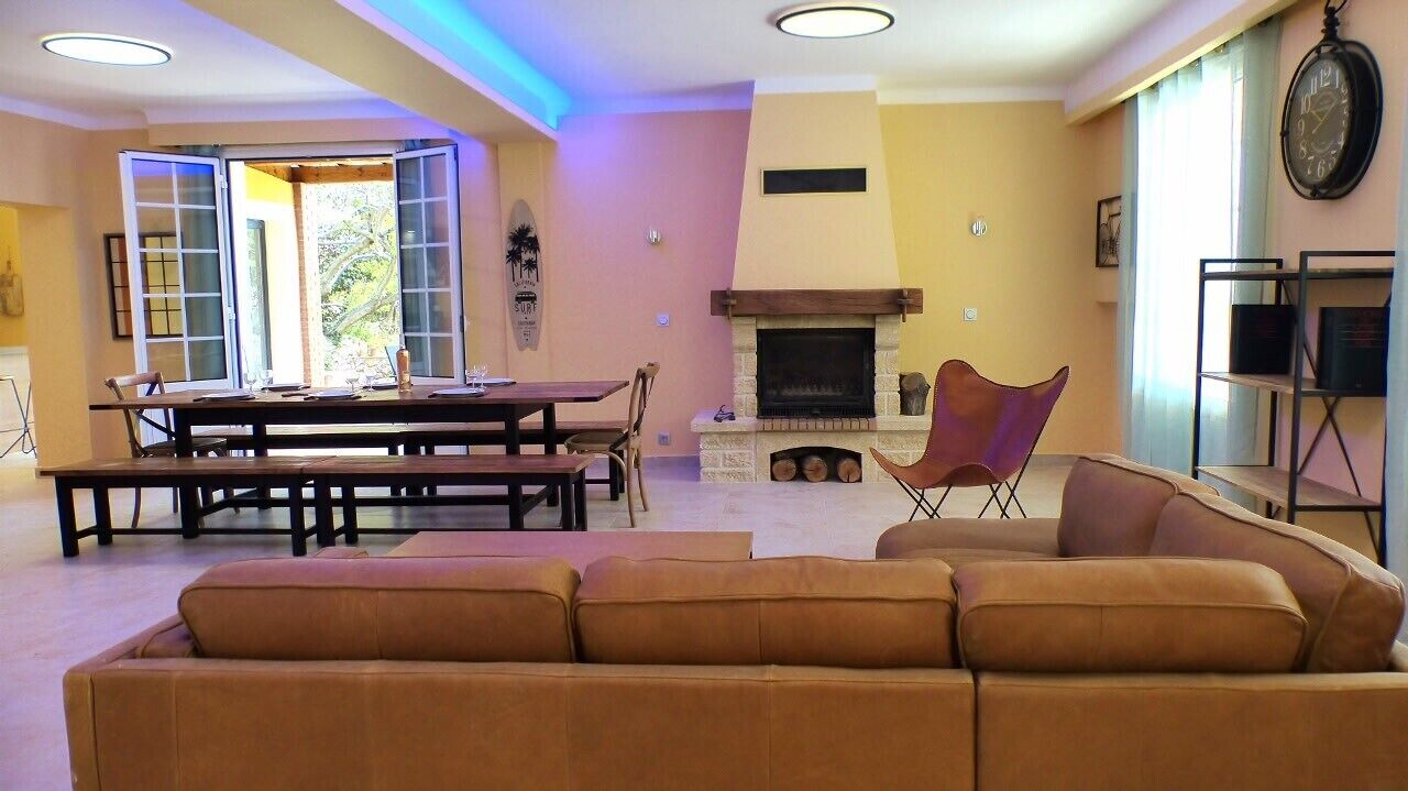 Photo of Livingroom in Ollioules