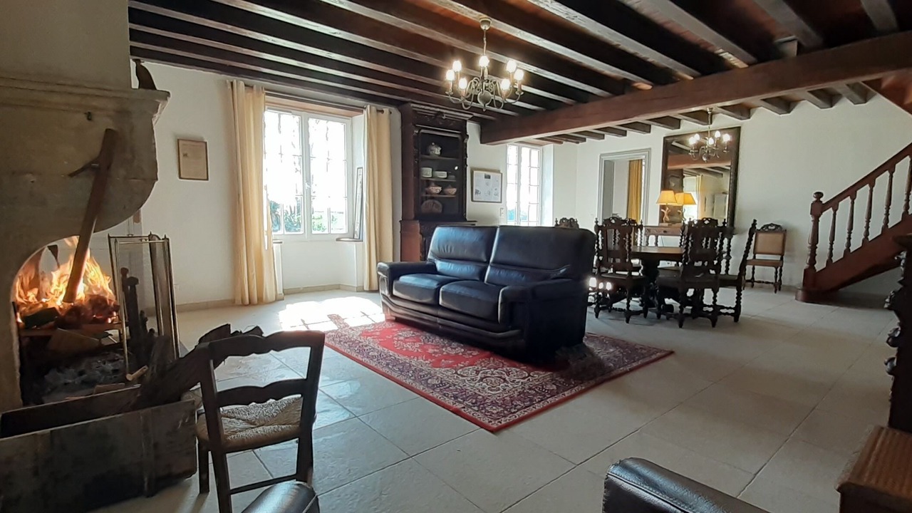 Photo of Livingroom in Saint-Pierre-de-Bat