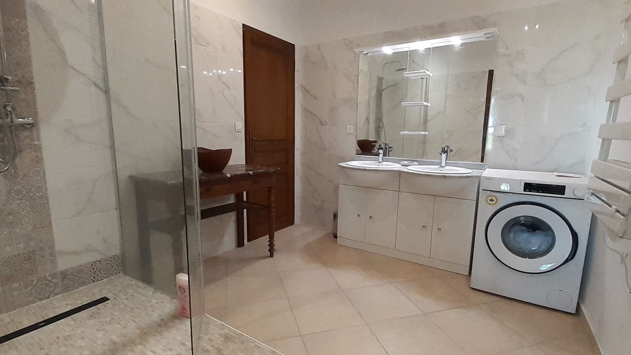 Photo of Bathroom in Saint-Pierre-de-Bat