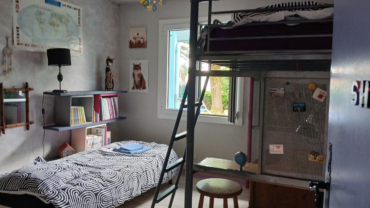 Photo of Bedroom in Saint-Vincent-de-Tyrosse