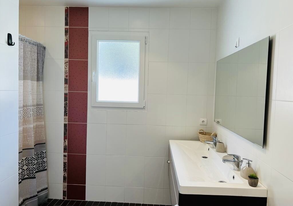 Photo of Bathroom in Saint-Jean-de-Monts