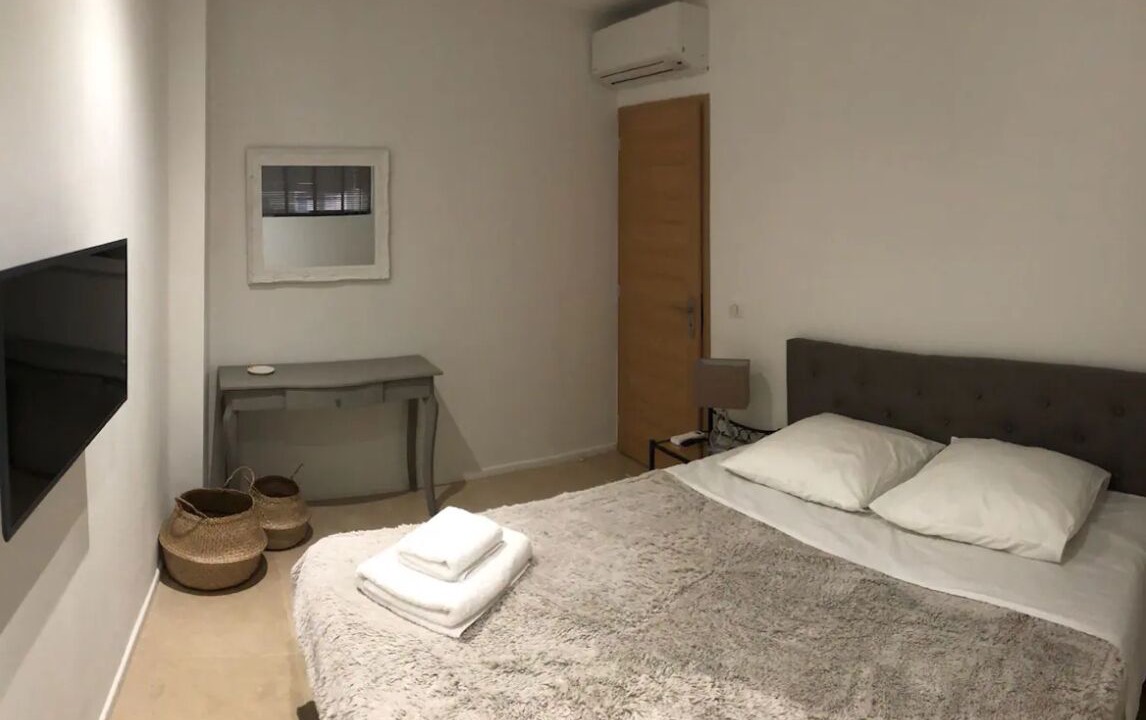 Photo of Bedroom in Saint-Tropez City Centre