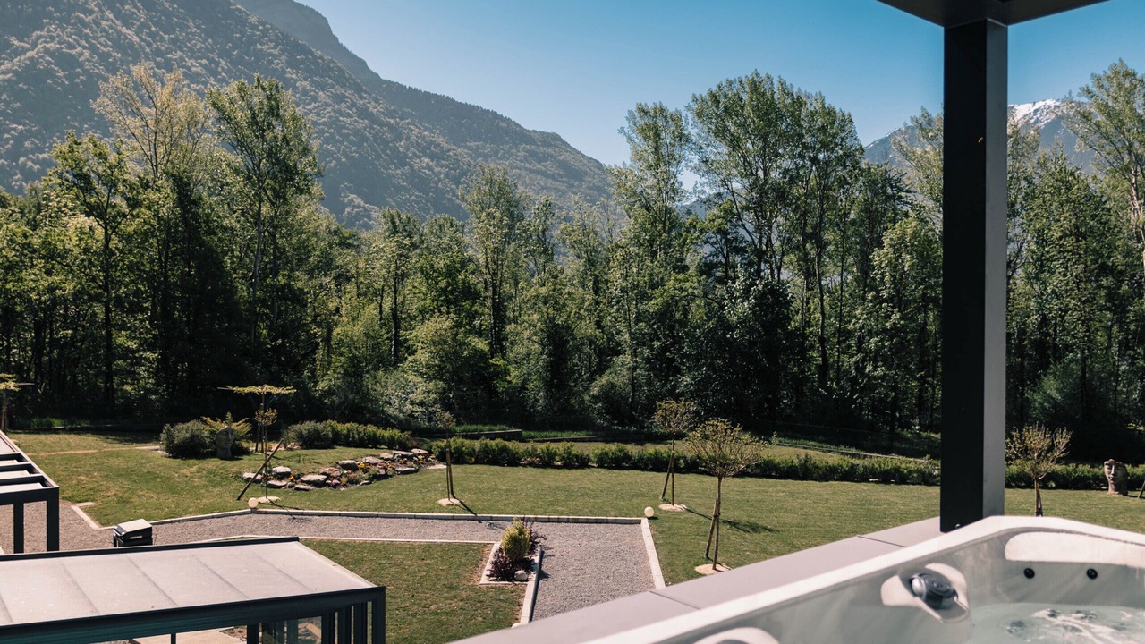 Photo of Patio Balcony in Notre-Dame-du-Cruet