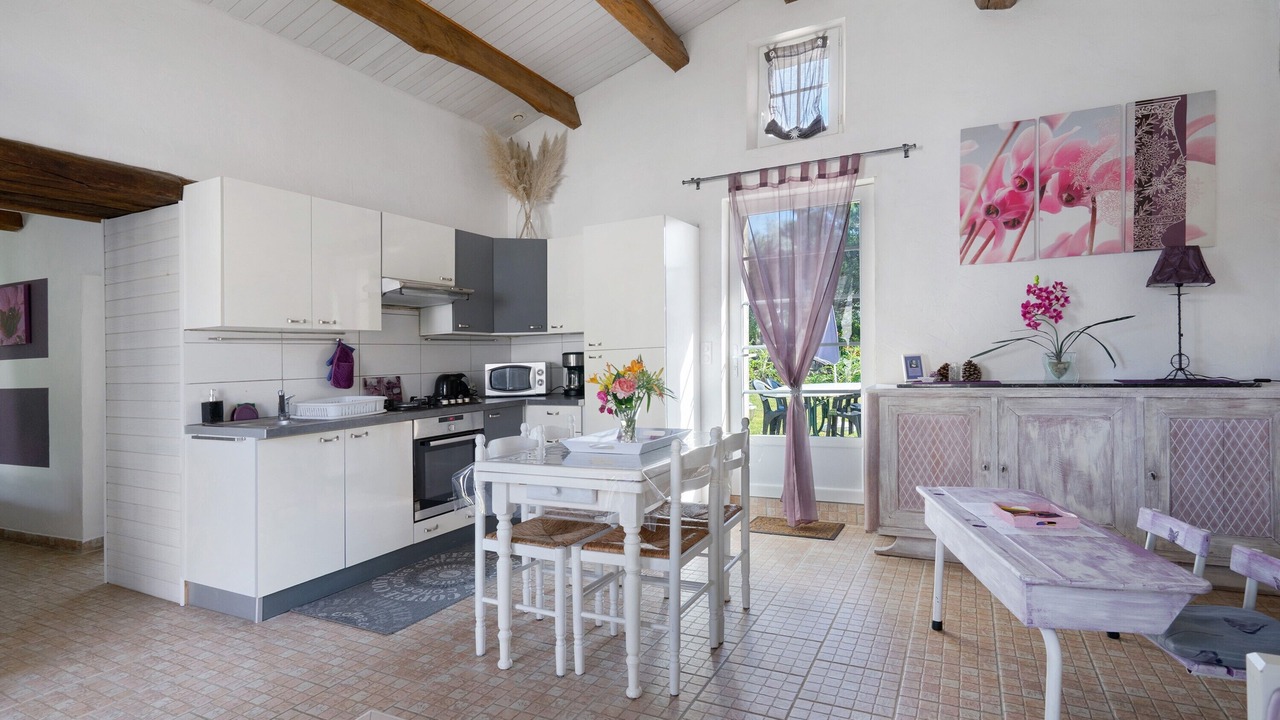 Photo of Kitchen in Bois