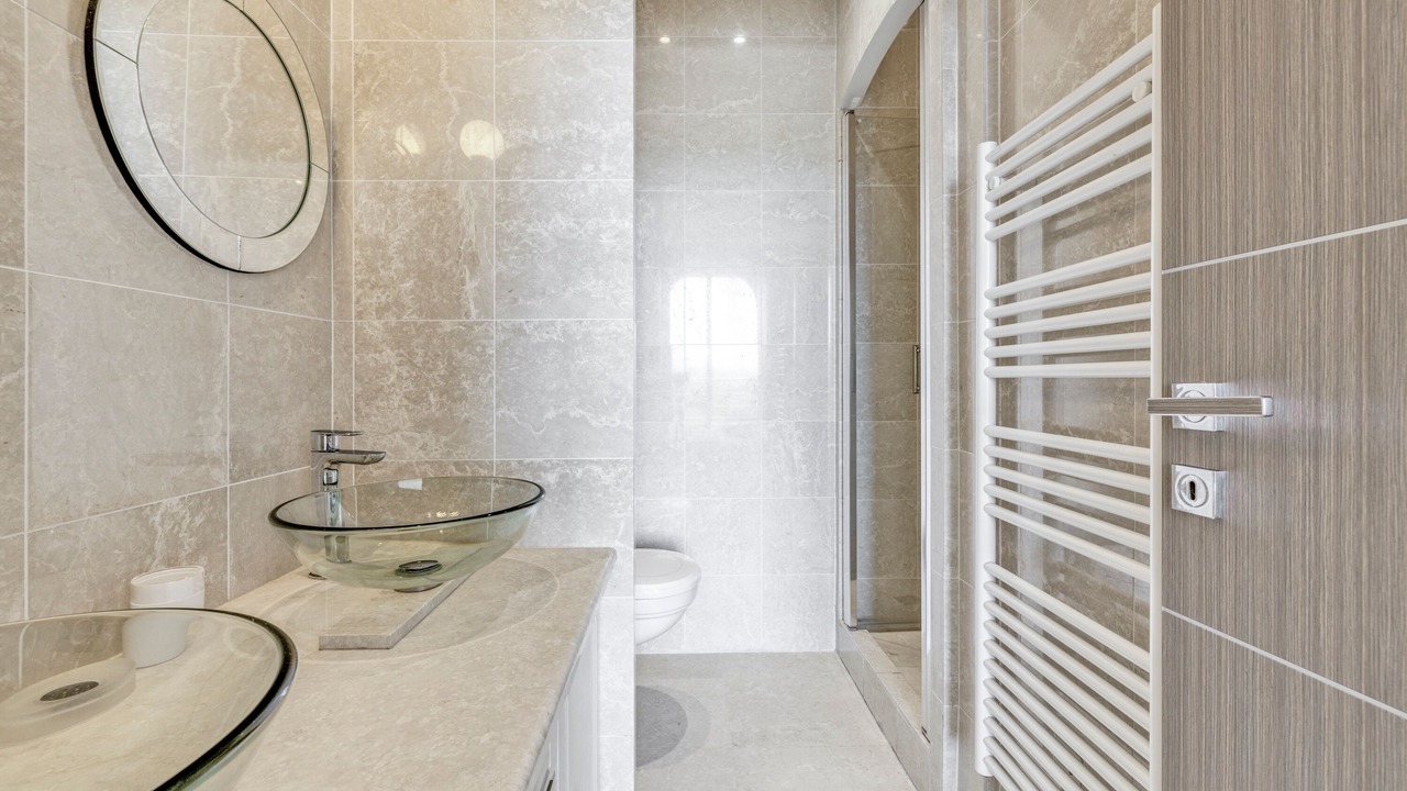 Photo of Bathroom in Les Baraques
