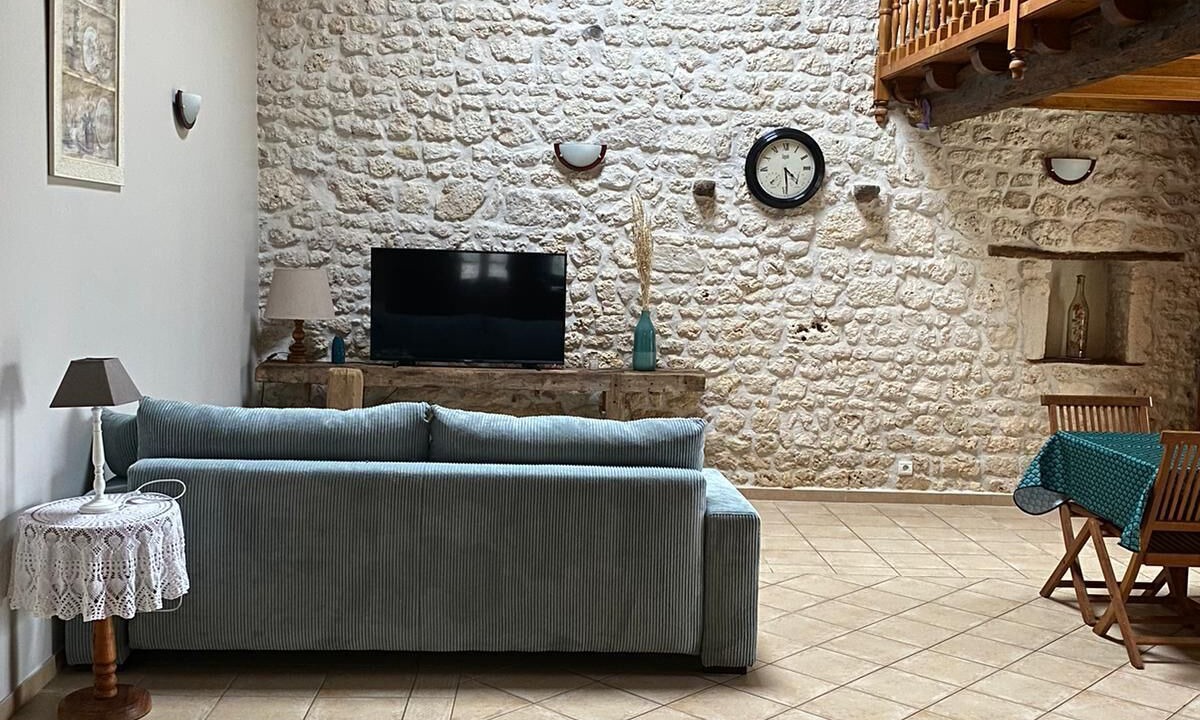 Photo of Livingroom in Pons