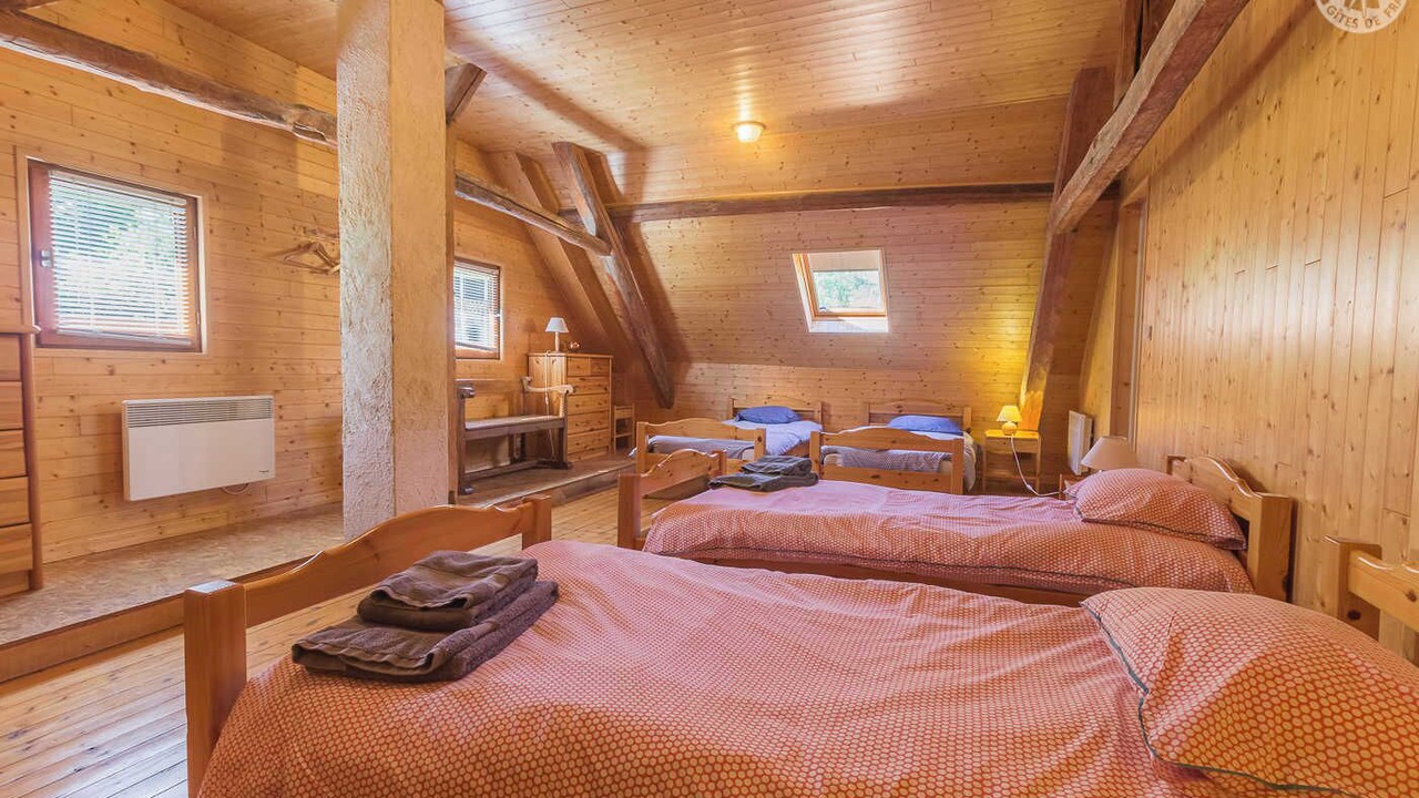 Photo of Bedroom in Saint-Colomban-des-Villards