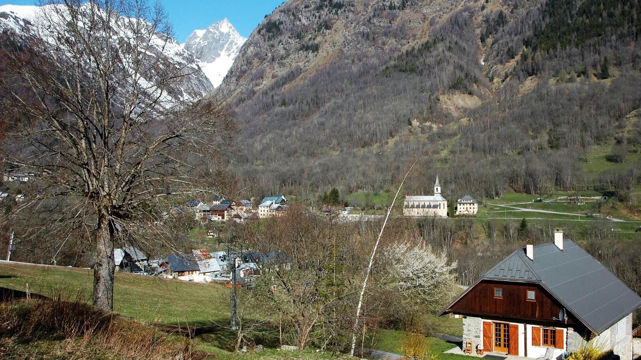 Photo of Outdoor in Saint-Colomban-des-Villards
