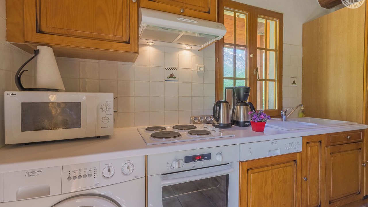 Photo of Kitchen in Saint-Colomban-des-Villards