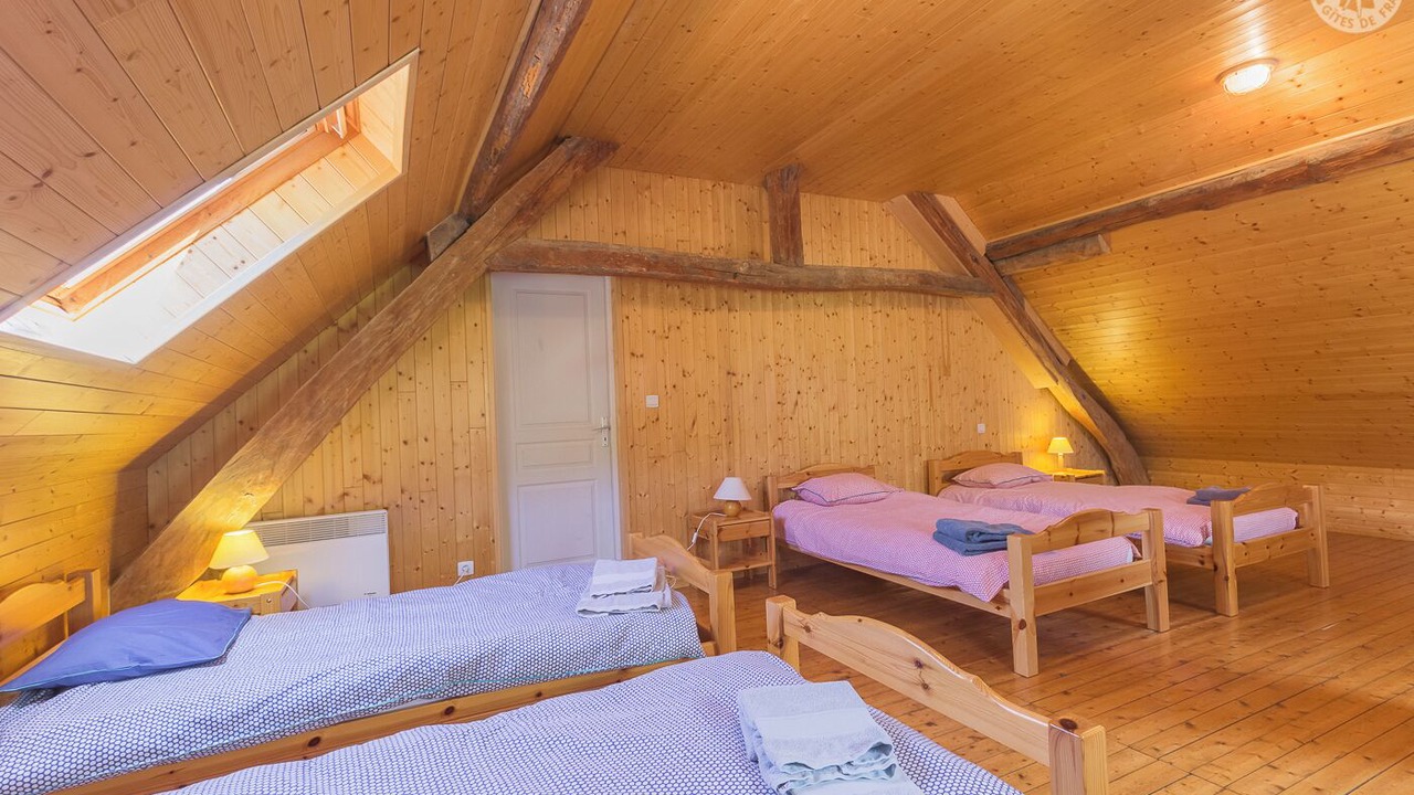 Photo of Bedroom in Saint-Colomban-des-Villards