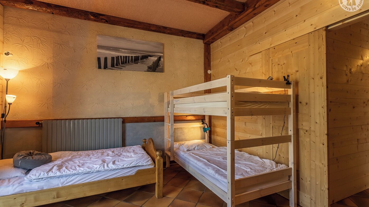 Photo of Bedroom in Albiez-Montrond