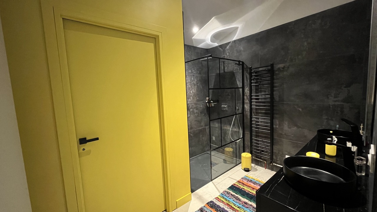 Photo of Bathroom in La Flotte