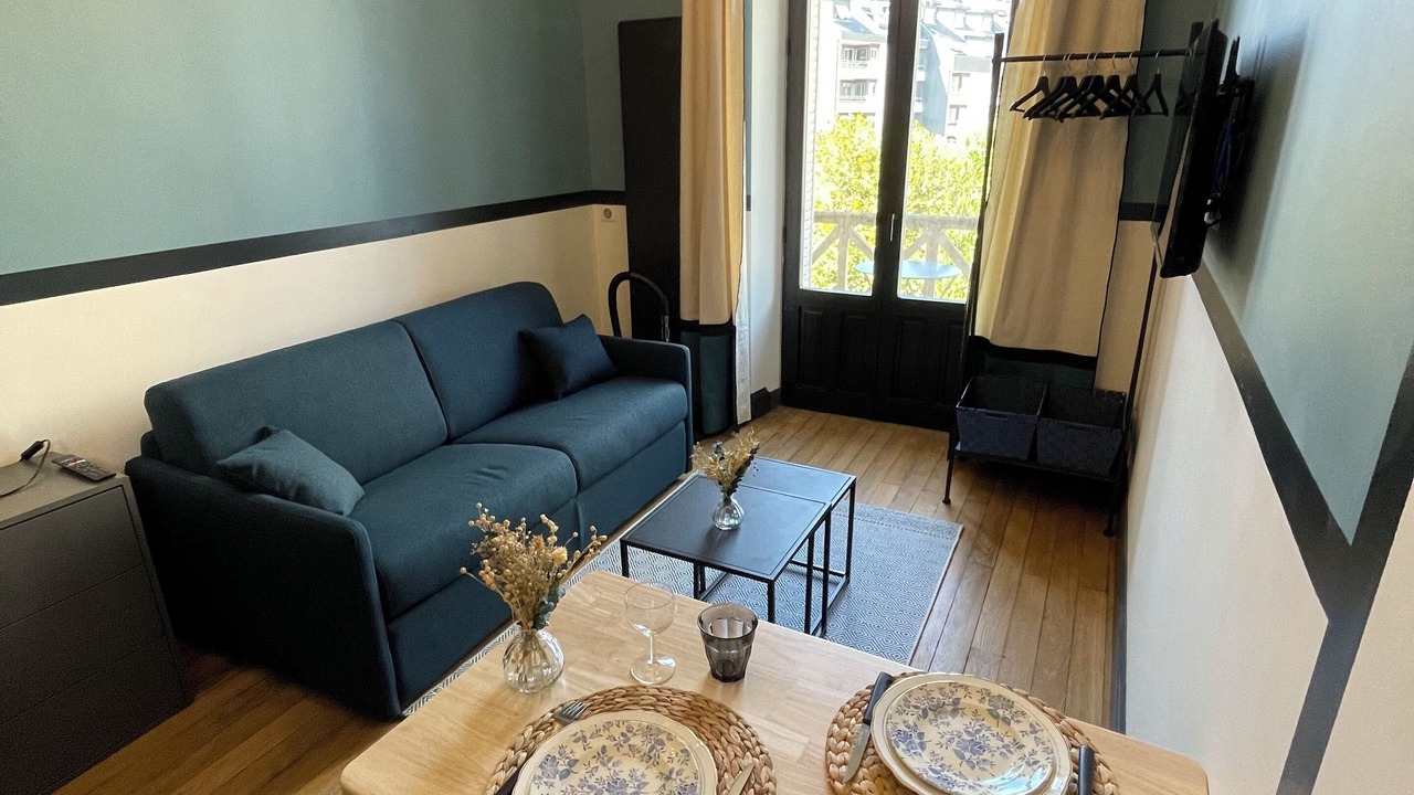 Photo of Livingroom in Aix-les-Bains City Center