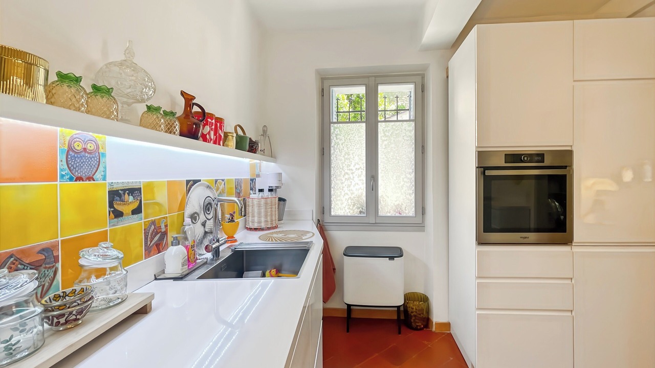 Photo of Kitchen in Le Plan-de-Grasse
