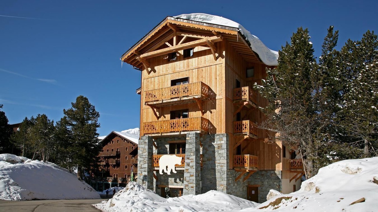 Photo of Outdoor in Arc-2000