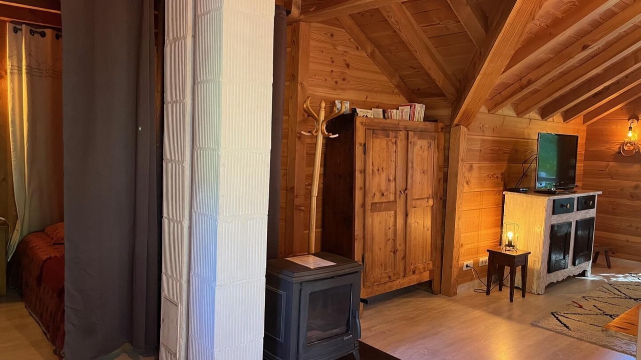 Photo of Bedroom in Saint-Colomban-des-Villards