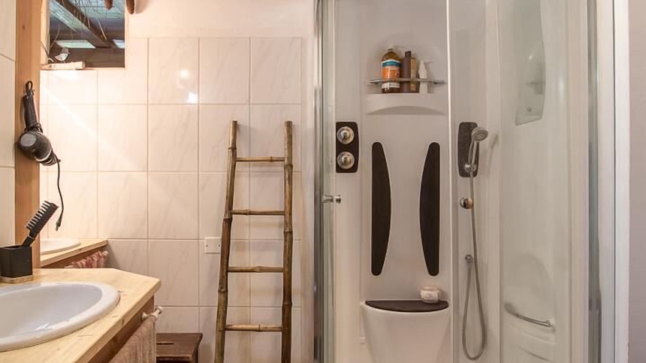 Photo of Bathroom in Saint-Colomban-des-Villards