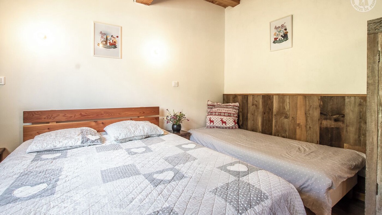 Photo of Bedroom in Saint-Colomban-des-Villards