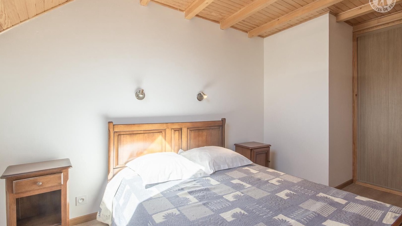 Photo of Bedroom in Albiez-le-Vieux