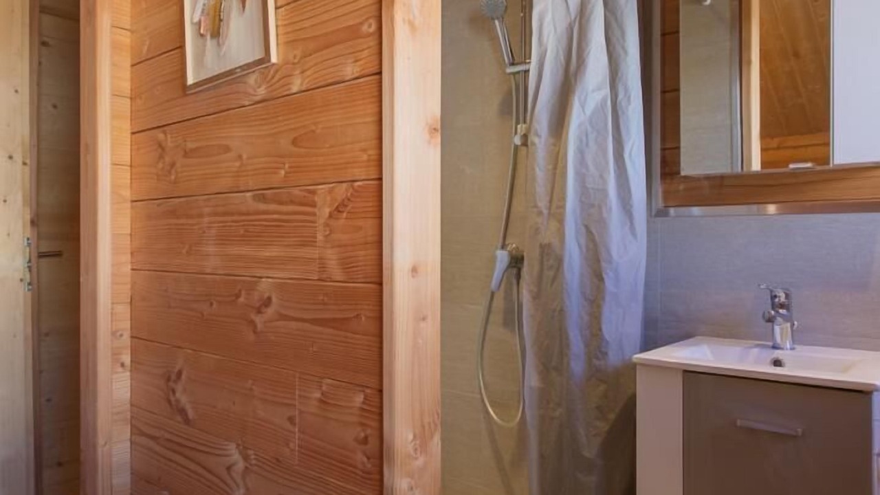 Photo of Bathroom in La Toussuire