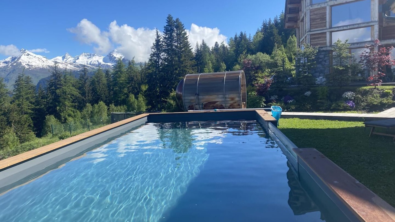 Photo of Outdoor in Arc-1600