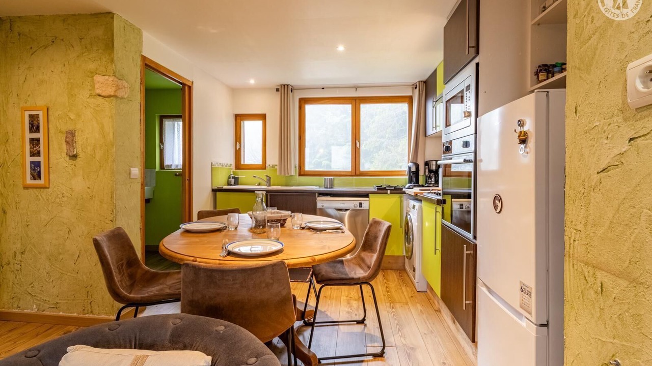 Photo of Kitchen in Les Deserts