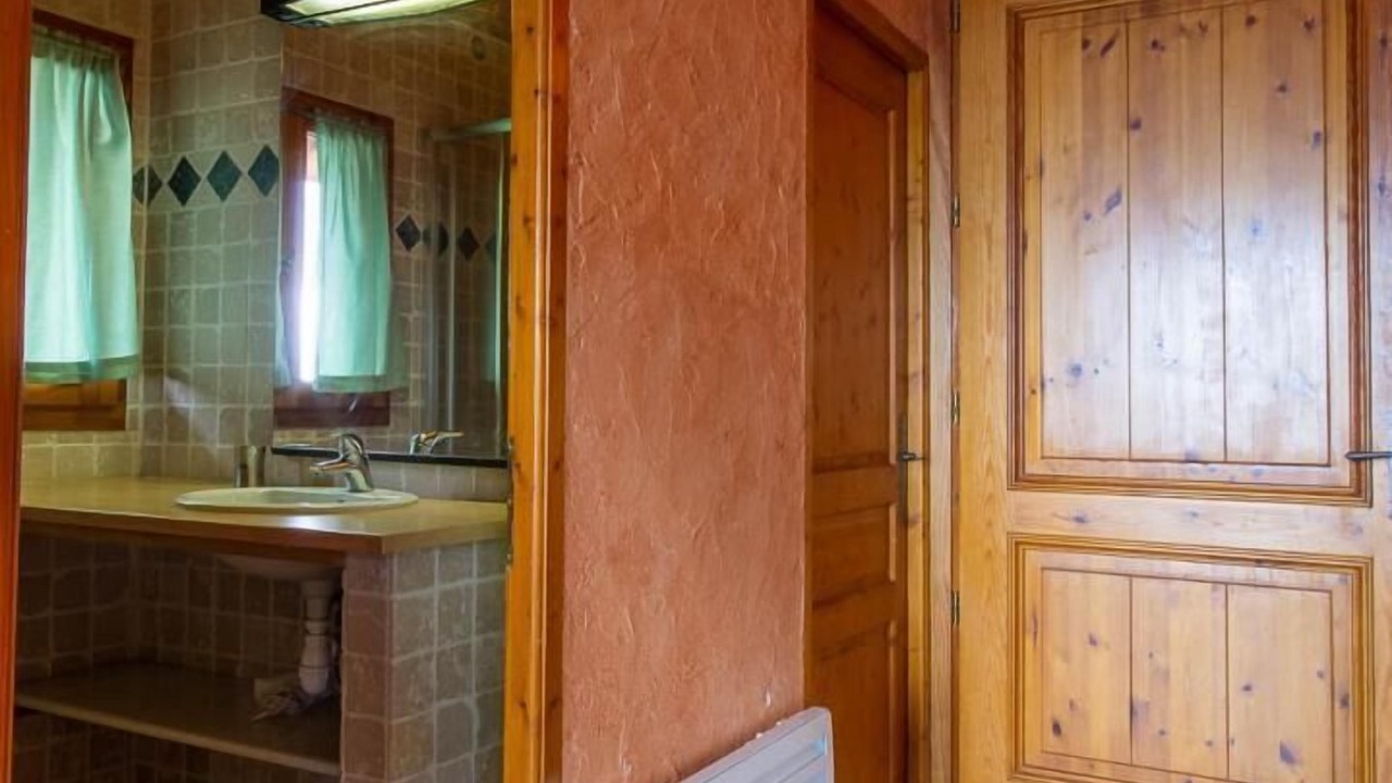 Photo of Bathroom in Jarrier