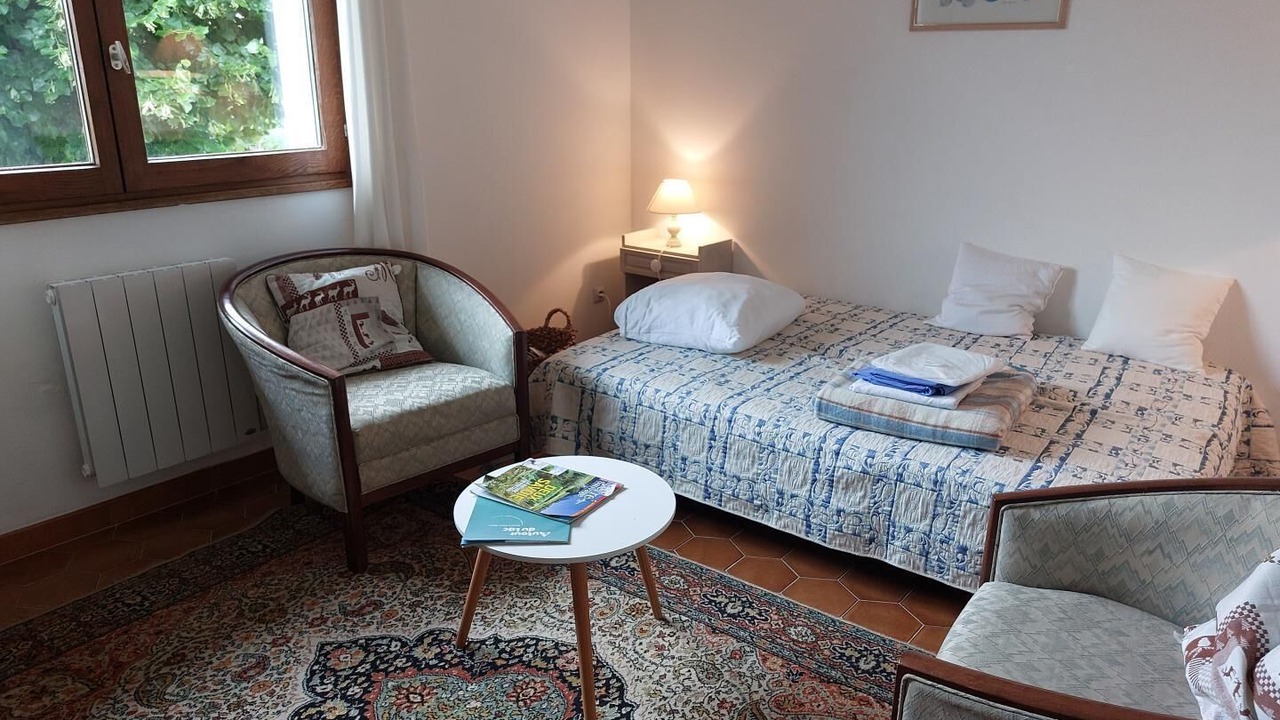 Photo of Bedroom in Saint-Paul