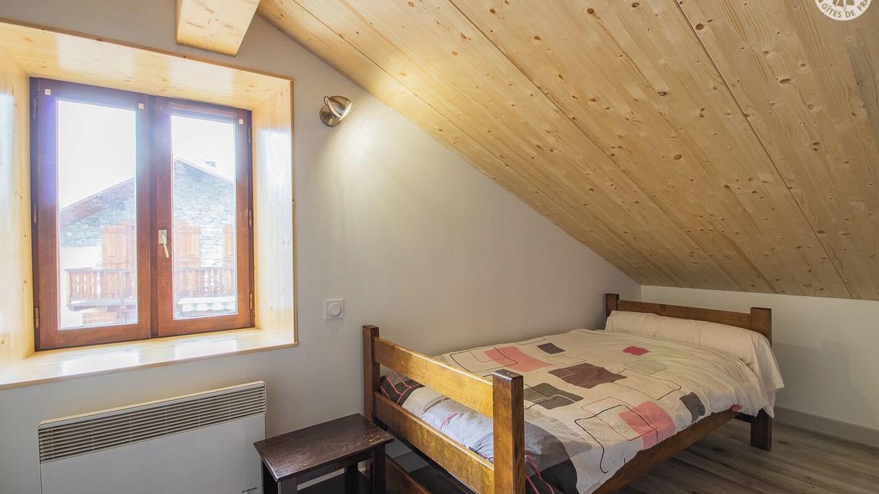 Photo of Bedroom in Saint-Michel-de-Maurienne