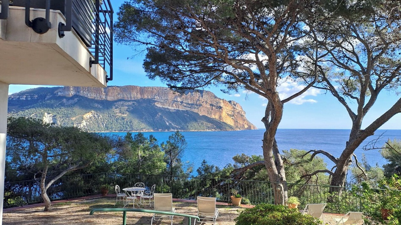 Photo of Patio Balcony in Cassis