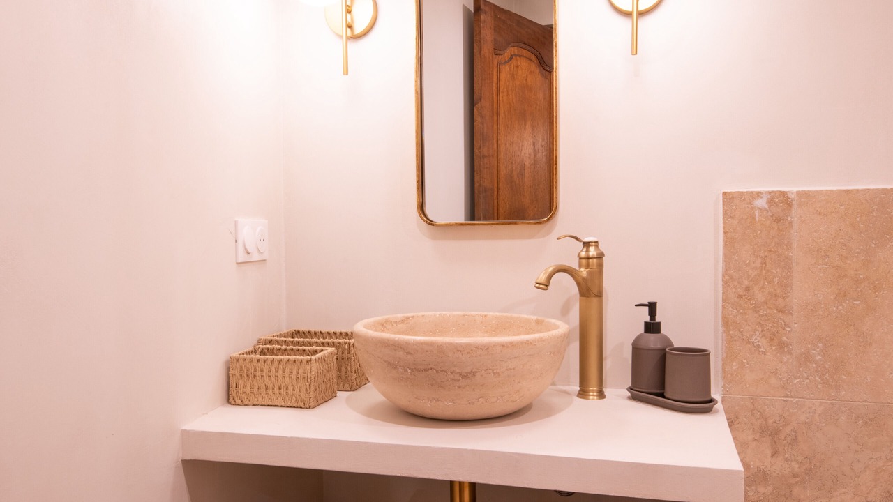 Photo of Bathroom in Old Town