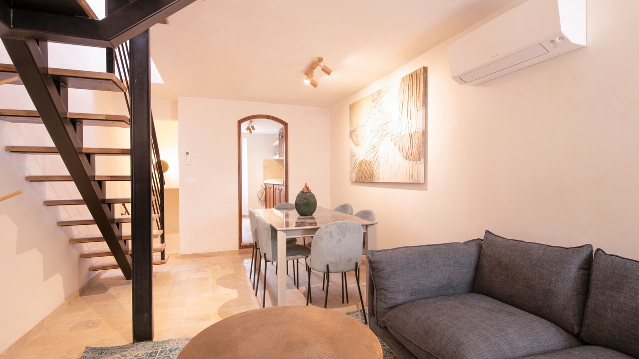 Photo of Livingroom in Old Town