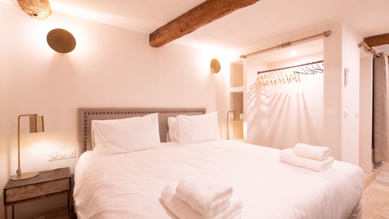 Photo of Bedroom in Old Town