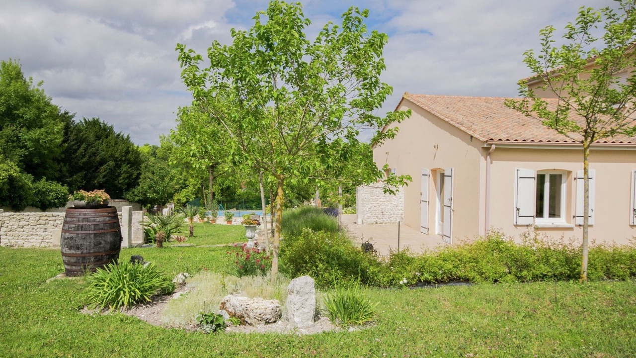 Photo of Outdoor in Segonzac