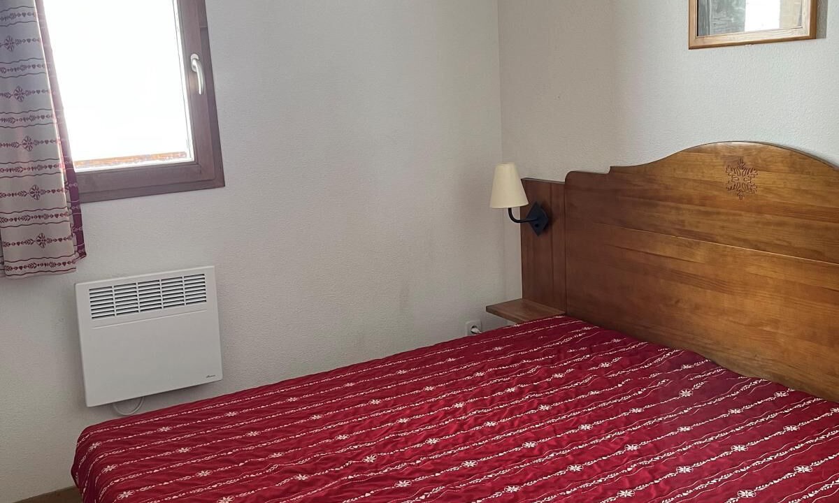 Photo of Bedroom in Albiez-le-Vieux