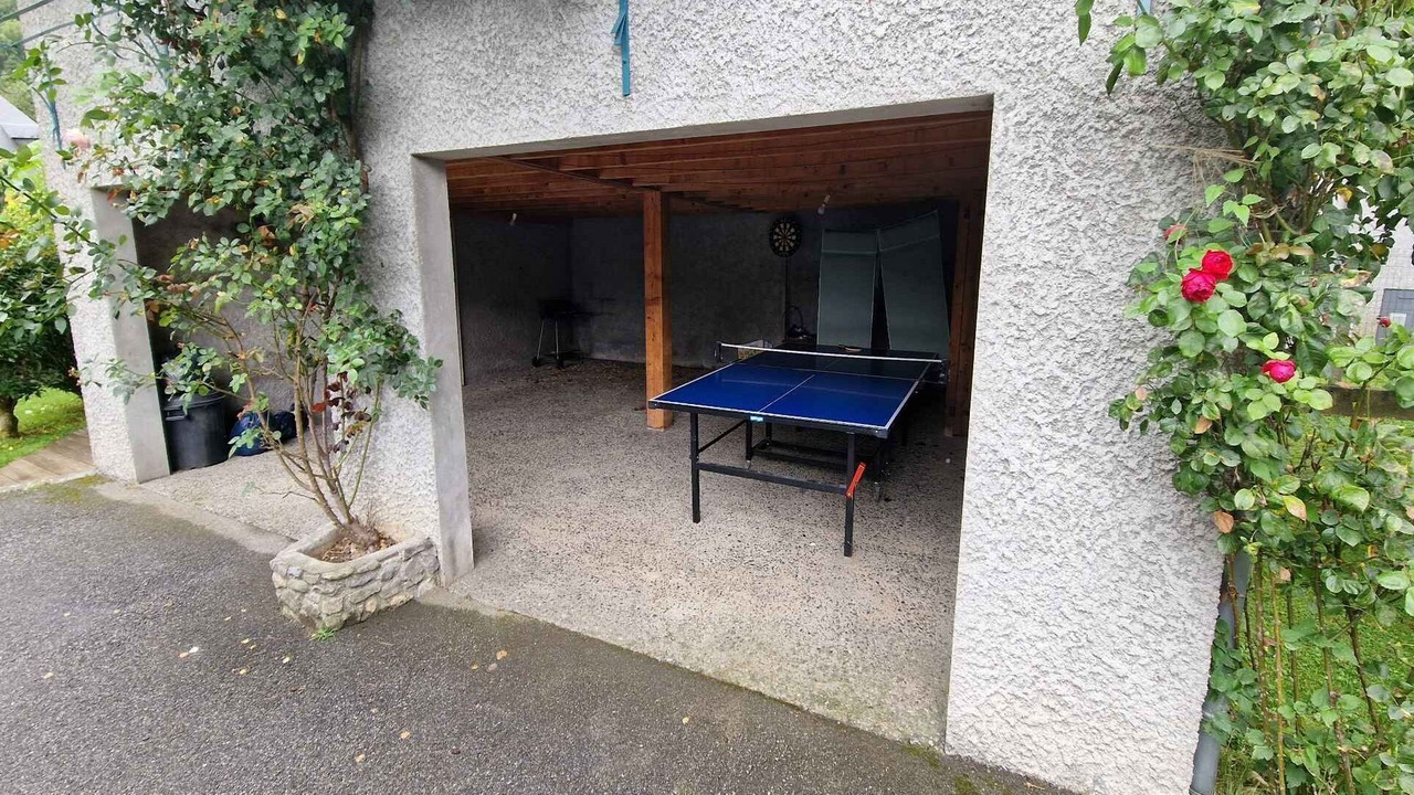 Photo of Outdoor in Geu