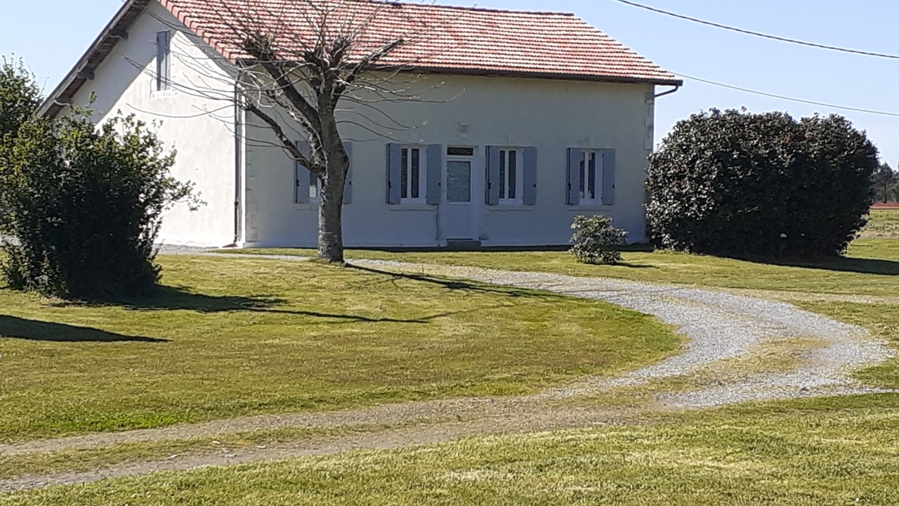Photo of Outdoor in Laluque