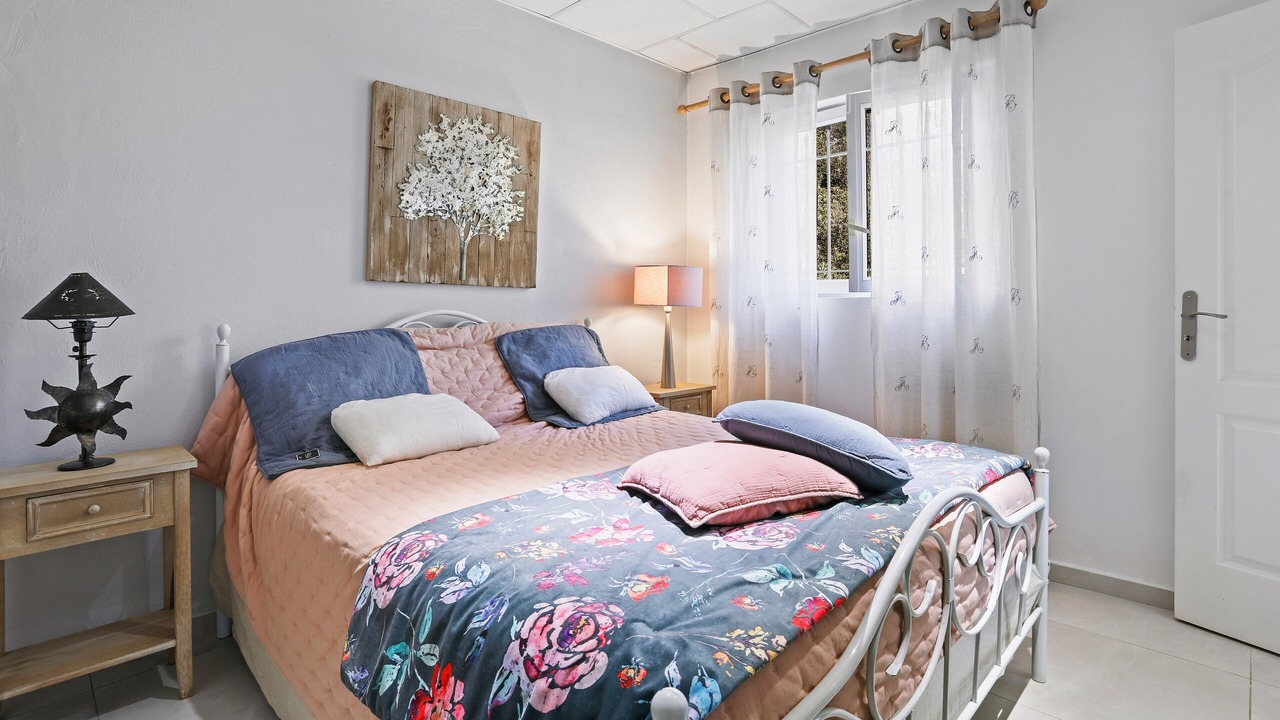Photo of Bedroom in Saint-Aygulf