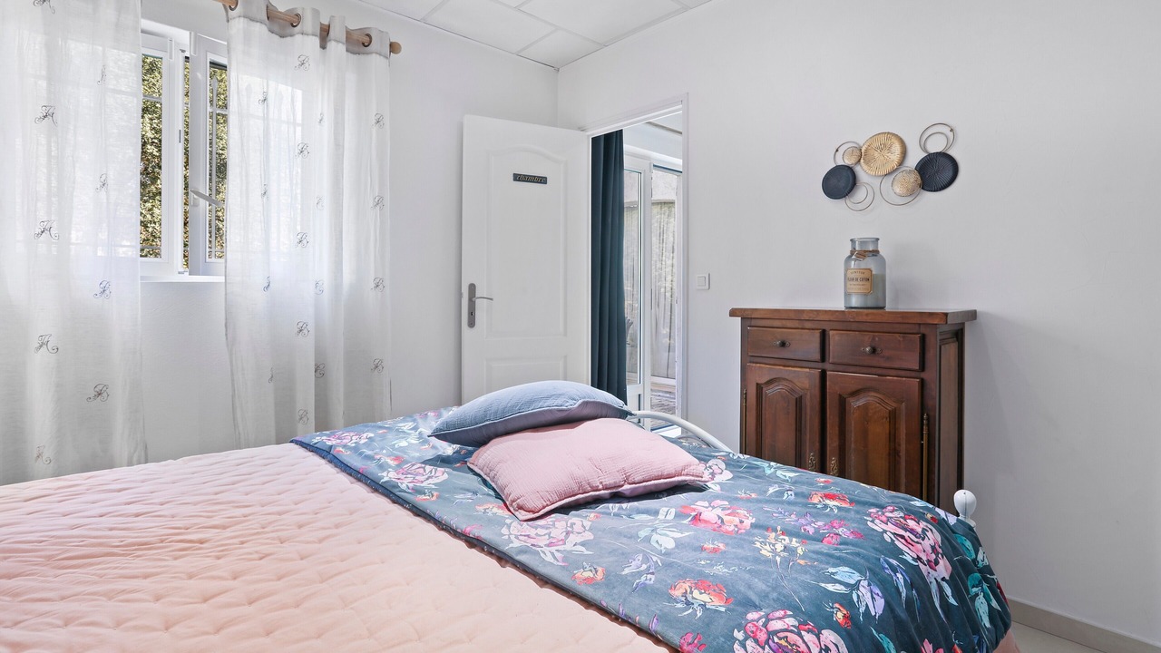 Photo of Bedroom in Saint-Aygulf