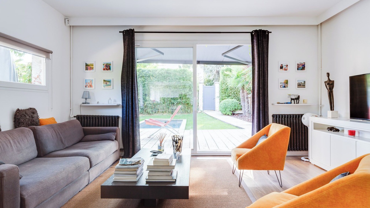 Photo of Livingroom in Joncours-Proce
