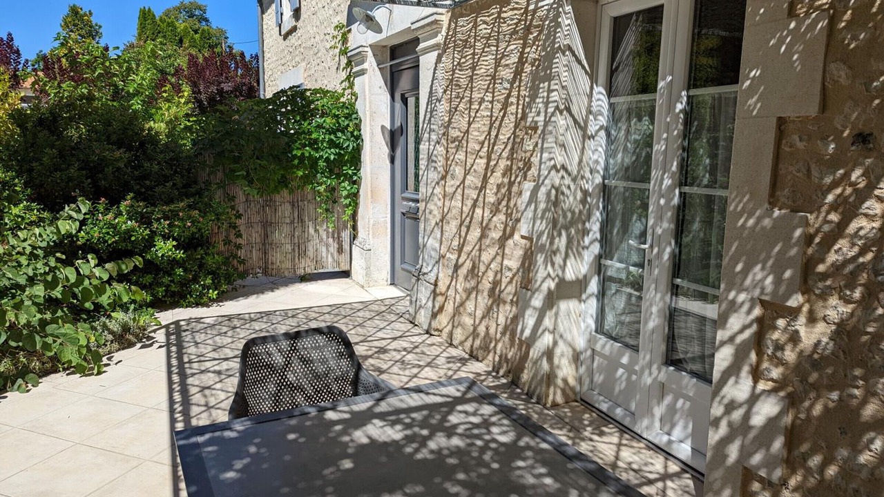 Photo of Outdoor in Salles-de-Barbezieux