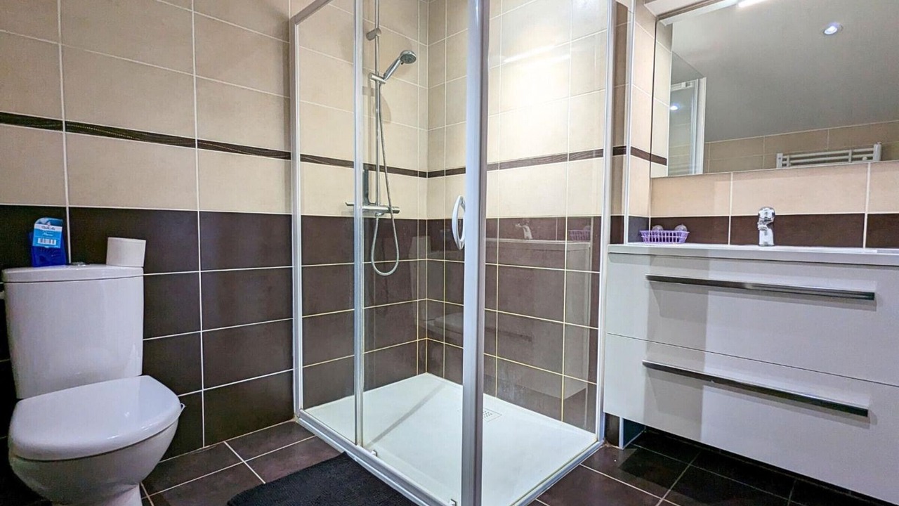 Photo of Bathroom in Salles-de-Barbezieux